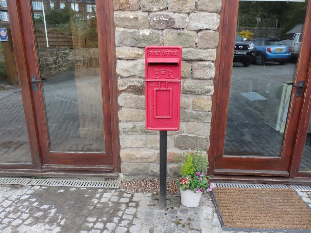 Pillarbox Cottage Matlock  Eksteriør billede